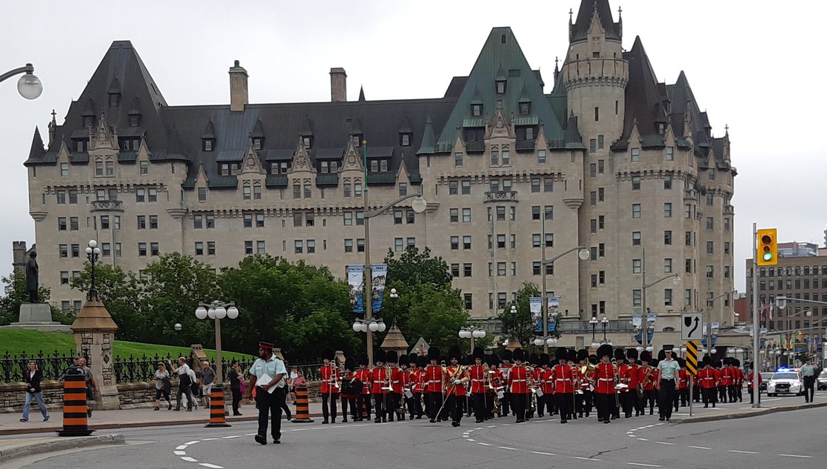 MsHBurgess's tweet photo. I found the band! Great to see some KW musicians in the guard this summer. https://t.co/ClbYBspBNo