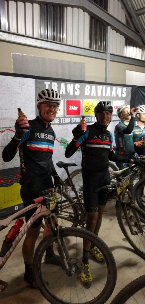 TeamPureSavage's tweet photo. Well done to the Savages for coming in 4th place in a sprint at @EcoBoundEvents Transbaviaans !! The boys closed a 19 minute gap to 7 minutes!! #PureSavage #hammer #ciovita #dirtroadies #reallyimpressed https://t.co/ciDlWIqUti