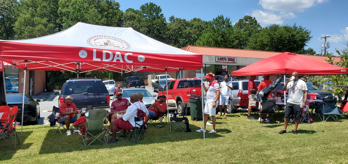 LDACKappas's tweet photo. Supporting our community and local  businesses. Thanks for hosting us Lou's BBQ. https://t.co/QVOl9WN627