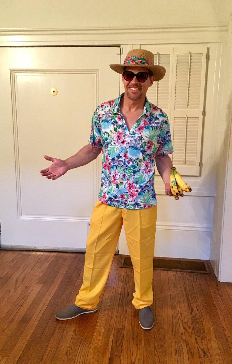 shanamccracken's tweet photo. Itβs finally here!!!#NationalThriftStoreDay !π Go out and party like itβs 1999! (It actually will be at the thrift store.) #thriftfinds #NationalThriftShopDay #reuse #zerowaste @GoodwillIntl @SalvationArmyUS @salvationarmysf #thinksecondhandfirst @ncrarecycles #haulternative https://t.co/ayzgi1njbC