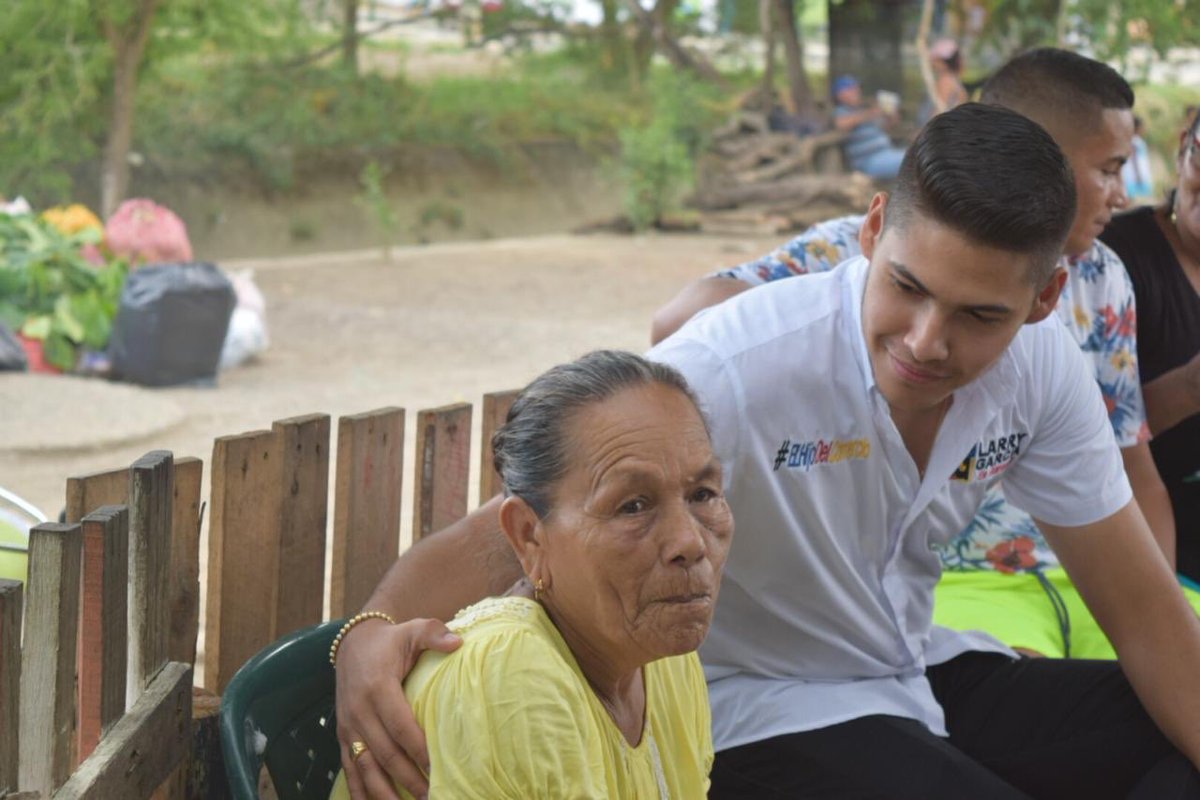 larrygarciac's tweet photo. y hoy de la mano de mi familia y de ustedes hago parte de este gran proyecto cómo candidato al concejo de Montería por una política joven, una política diferente de mayores oportunidades, un sueño que de la mano de Dios apenas comienza. #LarryGarcíaEsGarantía #4 https://t.co/rB6ThPLuAJ