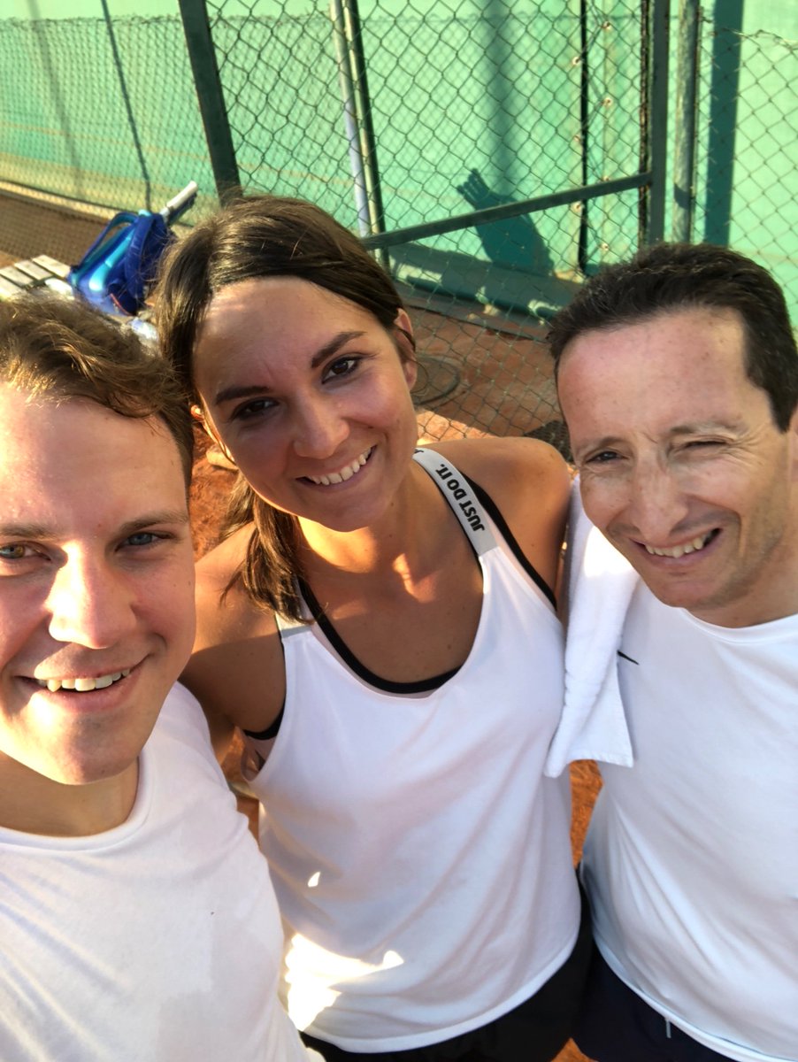 dandabek's tweet photo. Day #32 #1atp

Play tennis with friends 👽😁🎾 https://t.co/li6bXrXqH5