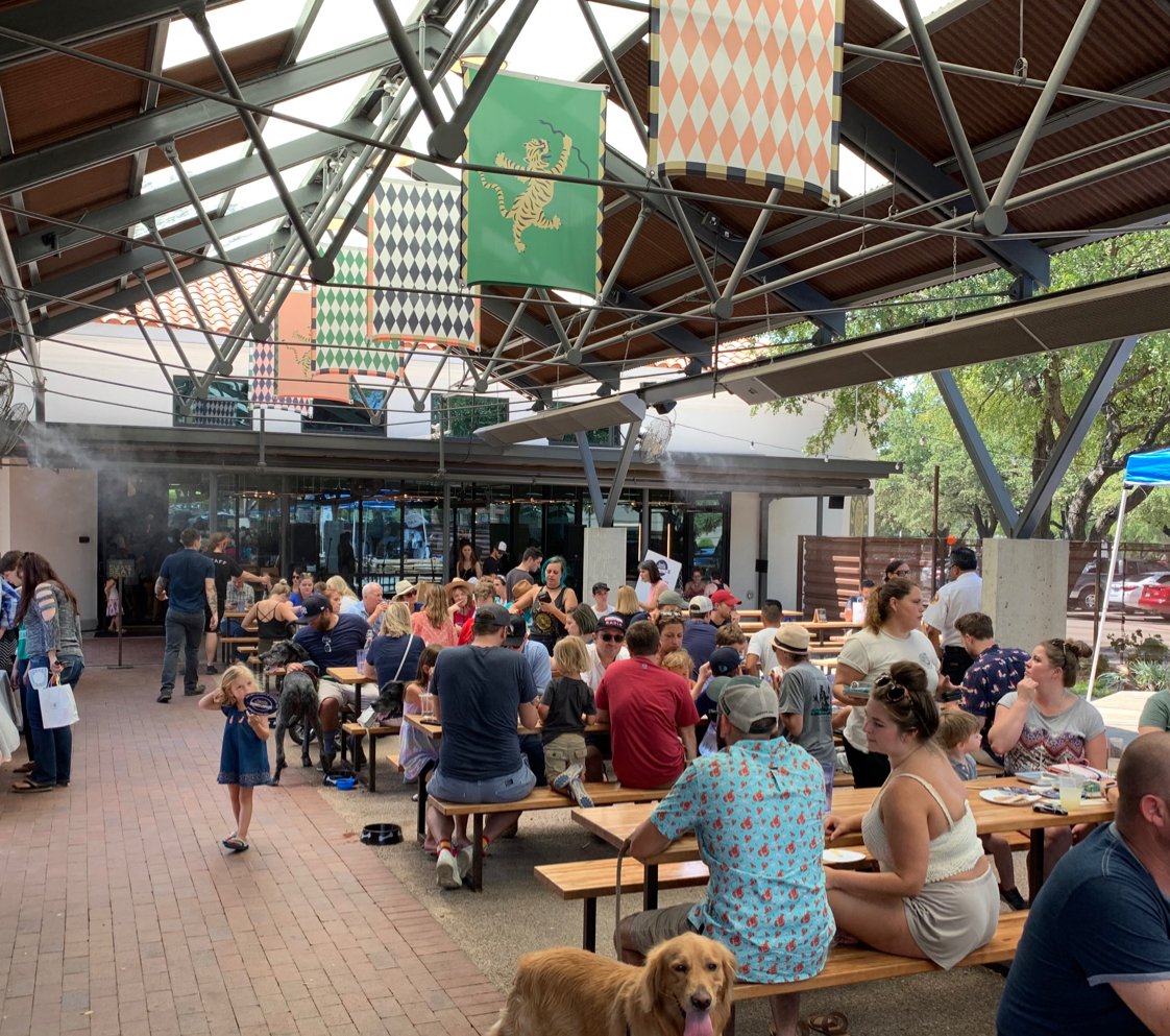 KXAN_News's tweet photo. We’re at Easy Tiger at the Linc for #Fans4Paws! Enjoy great food, drinks and music, and help Central Texas families stay cool this summer by donatIng fans! — And bring your doggos! 🐶 https://t.co/dcca6iJo34