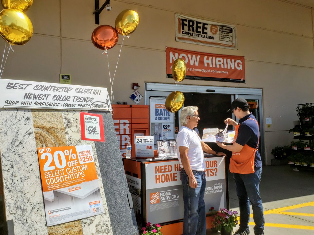 Stephanisalv's tweet photo. Plumbing associate Joshua providing countertop knowledge and driving Services  #PCservicesWE #crosstrainedassociate #6689cypresspark #countertops #HDI #customerconnection #20percentoff #d26d29 @OrmondLsormond https://t.co/hH25Ah2Nsj