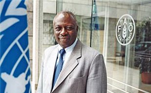 FAOSenegal's tweet photo. Notre ancien Directeur général M. Jacques Diouf est décédé aujourd’hui.
Nous sommes attristés de cette nouvelle.
Nous pensons à sa famille, à ses amis, à ses collègues de la @FAO.
Nous pensons également à @Macky_Sall et aux sénégalais qui viennent de perdre un homme de valeur. https://t.co/5h2nbONQYW