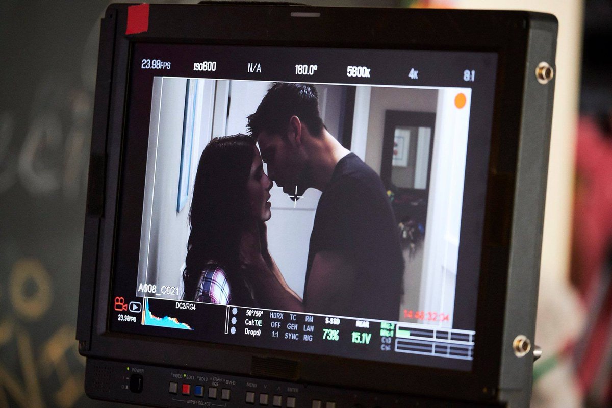 ReadingBrunette's tweet photo. Day 14 - Set Photo # 2
All those feelings they give us โค๏ธ
..........................
#KBromberg #DrivenSeries #DrivenBooks #DrivenMovie #Passionflix #ColtonDonavan #RyleeThomas #Ace #IRaceYou #ColtonAndRylee #OliviaApplegate #CaseyDeidrick #30DaysOfDriven #setphoto #onset https://t.co/53UeW5kzfa