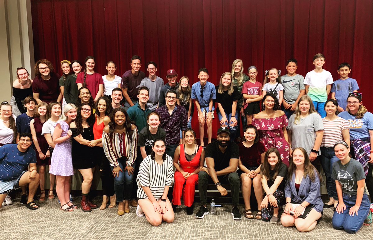 NikkyWalks's tweet photo. God I love teaching. Good game y’all 😊 @KismetArts #hamiltonokc #Masterclass https://t.co/P3u8yrBGNR