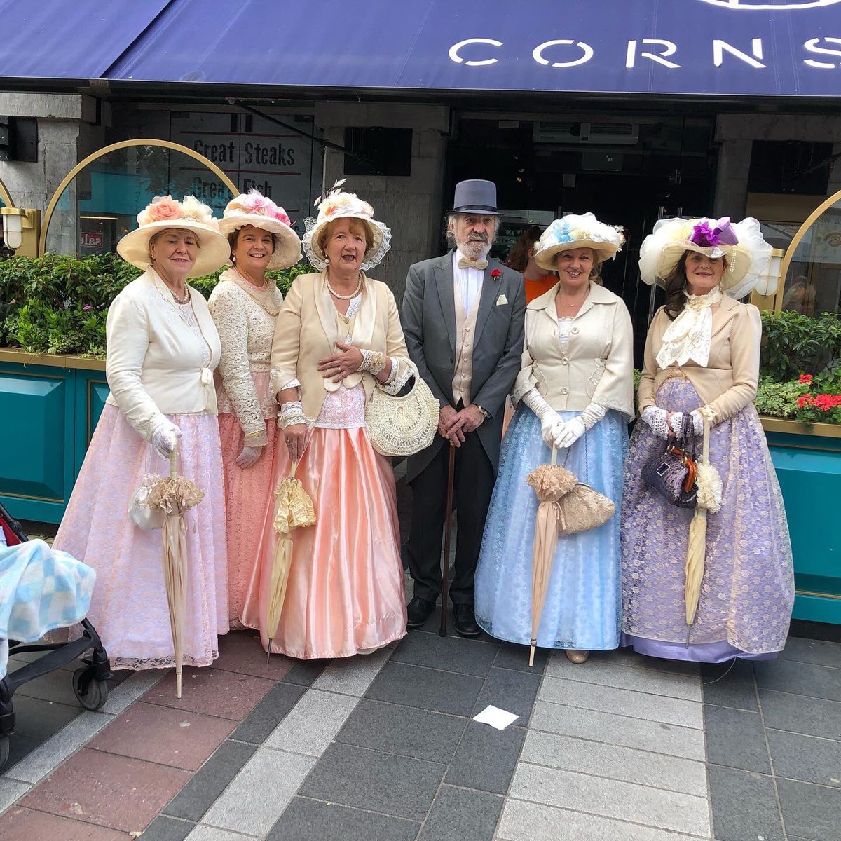 At the Coal Quay Festival. A big thanks to Mags at the Cornstore Restaurant for the fabulous lunch.