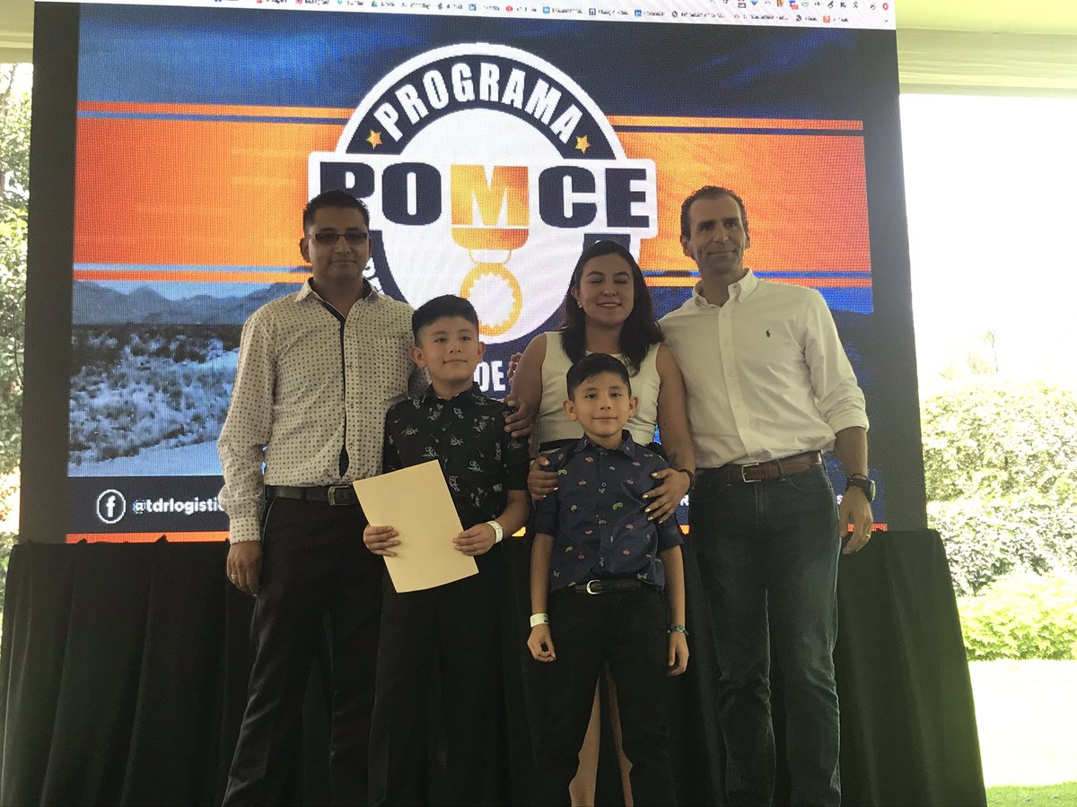 Flotillera's tweet photo. Operadores reciben la distinción #POMCE de manos de @tdr_logistica por sus mejores prácticas en seguridad vial. @ANTPMexico @CESVIMEXICO @Anpact https://t.co/QHSMiDXlT8