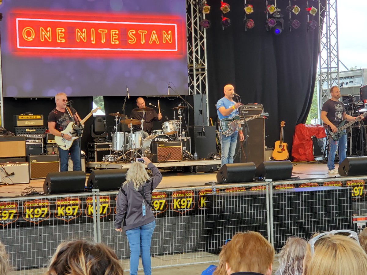 Jason_E_Woods's tweet photo. Edmonton Rock Fest 2019 #Yeg #OneNightStan
#MayfairPark https://t.co/pkKsSgaV2G