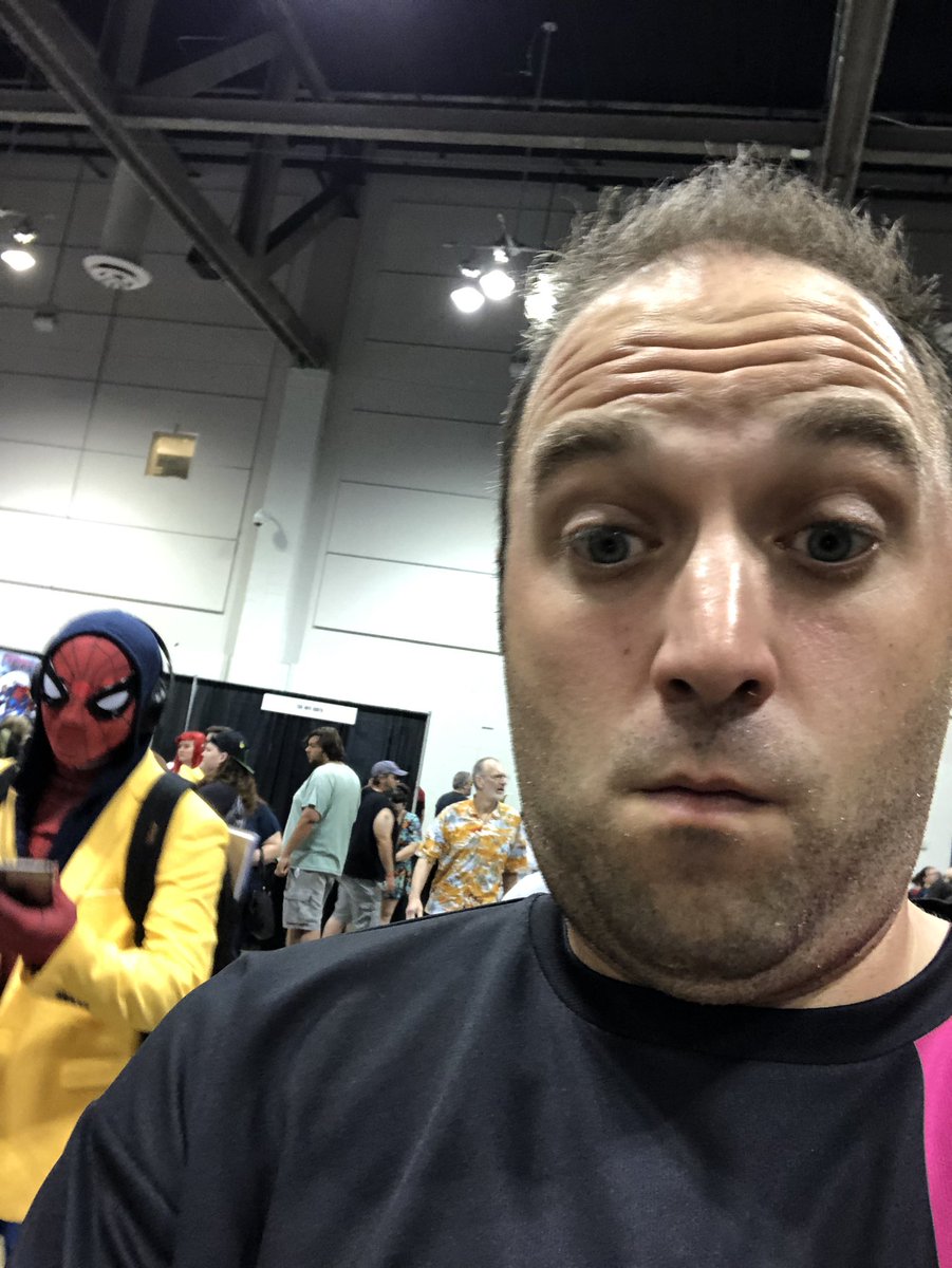 Yes ladies and gentleman, it’s true. Spider-Man uses <a href="/TMobile/">T-Mobile</a> !  Come see us at #geek’con in #shreveport ! Having serous fun meeting and greeting everyone at our booth!! <a href="/loriadavis44/">Lori Davis</a> <a href="/TonyCBerger/">Tony Berger</a> @BeastTexasDM <a href="/JeffUzueta/">Jeff Uzueta</a> @GPMobileTPR