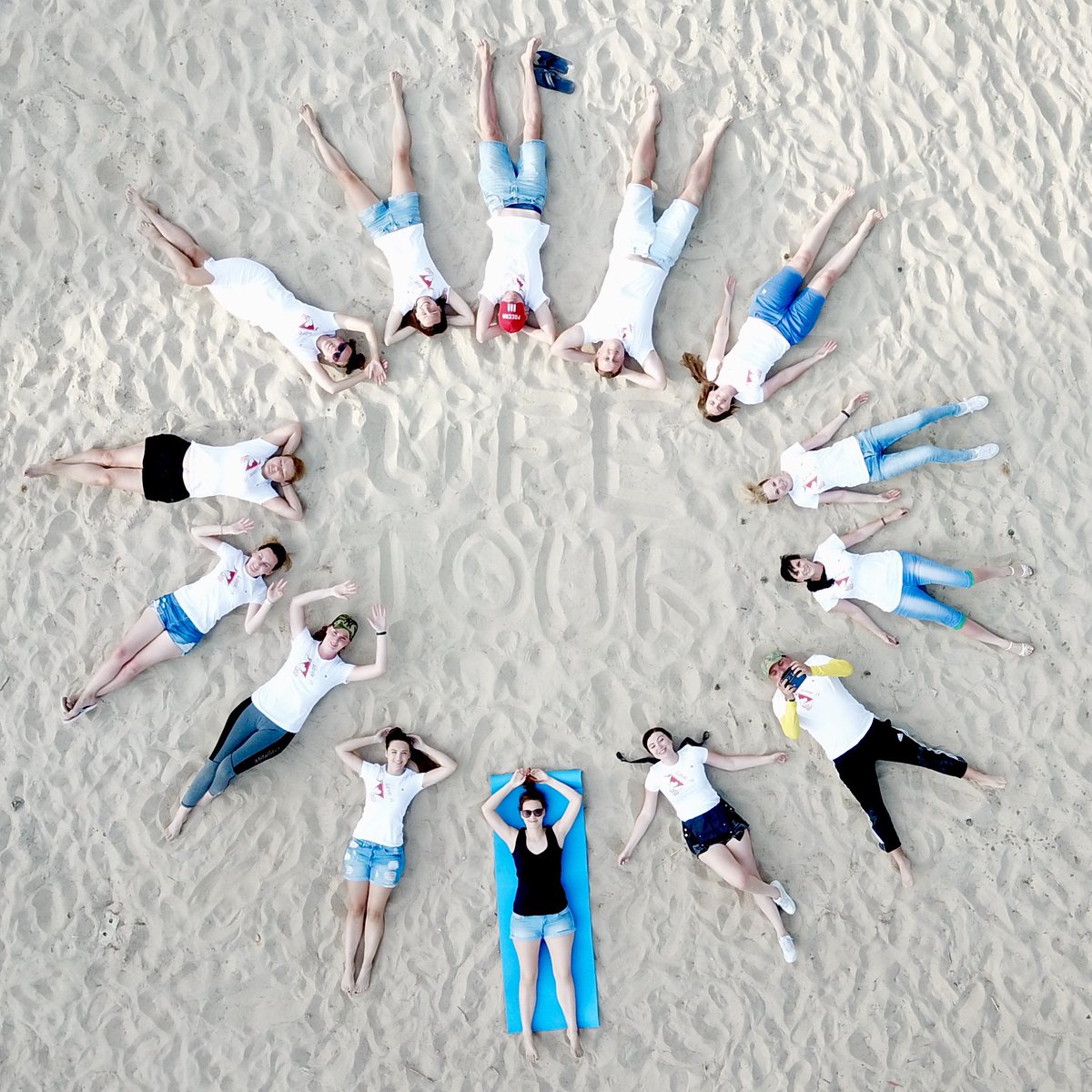 Отметили ДЕНЬ РОЖДЕНИЯ Компании заплывом на байдарках и шумным BBQ-шоу)))