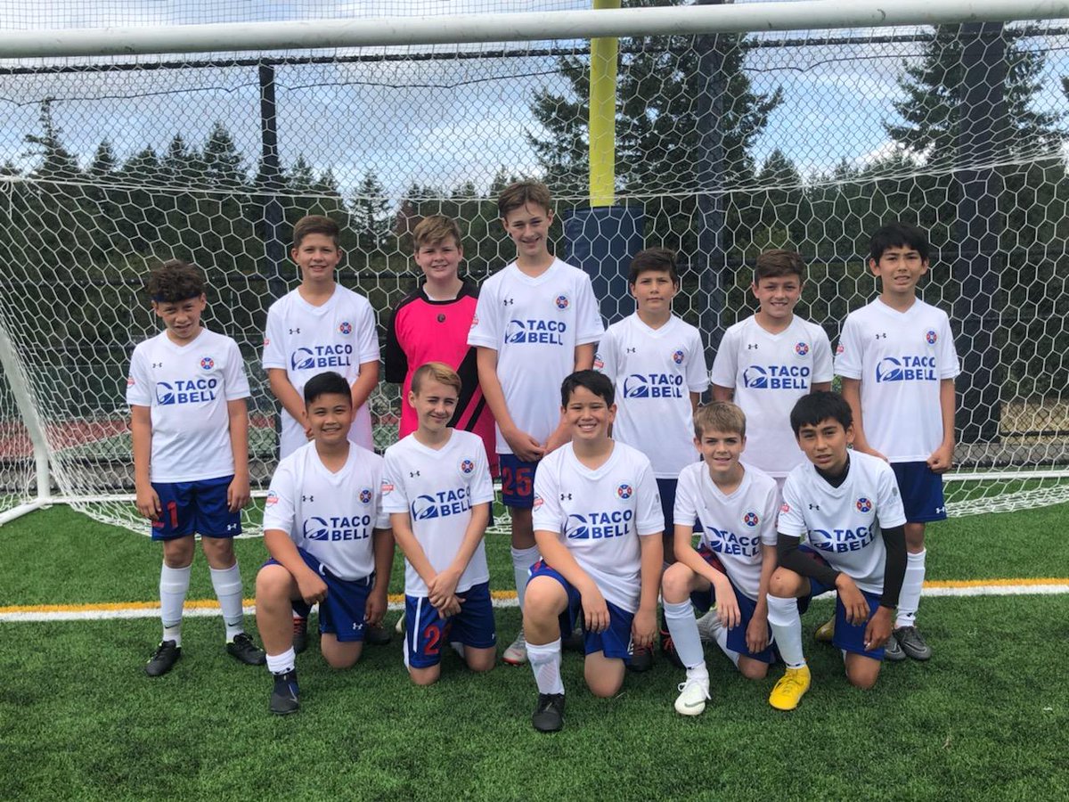 Kitsap_Alliance's tweet photo. #KitsapAllianceFC B06b team having some fun at the #tyeeCup. #KAFCGameDay ⚽👍🥅 https://t.co/sabgVVcd4c