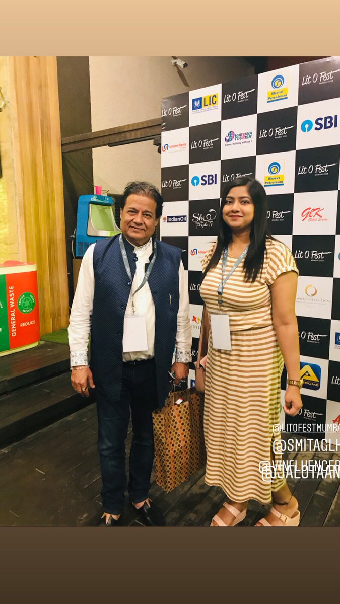 VInfluencerss's tweet photo. With @anupjalota at @litofest #litofestmumbai2019 @smitaparikh2 #litofest https://t.co/H5GRCJhg25