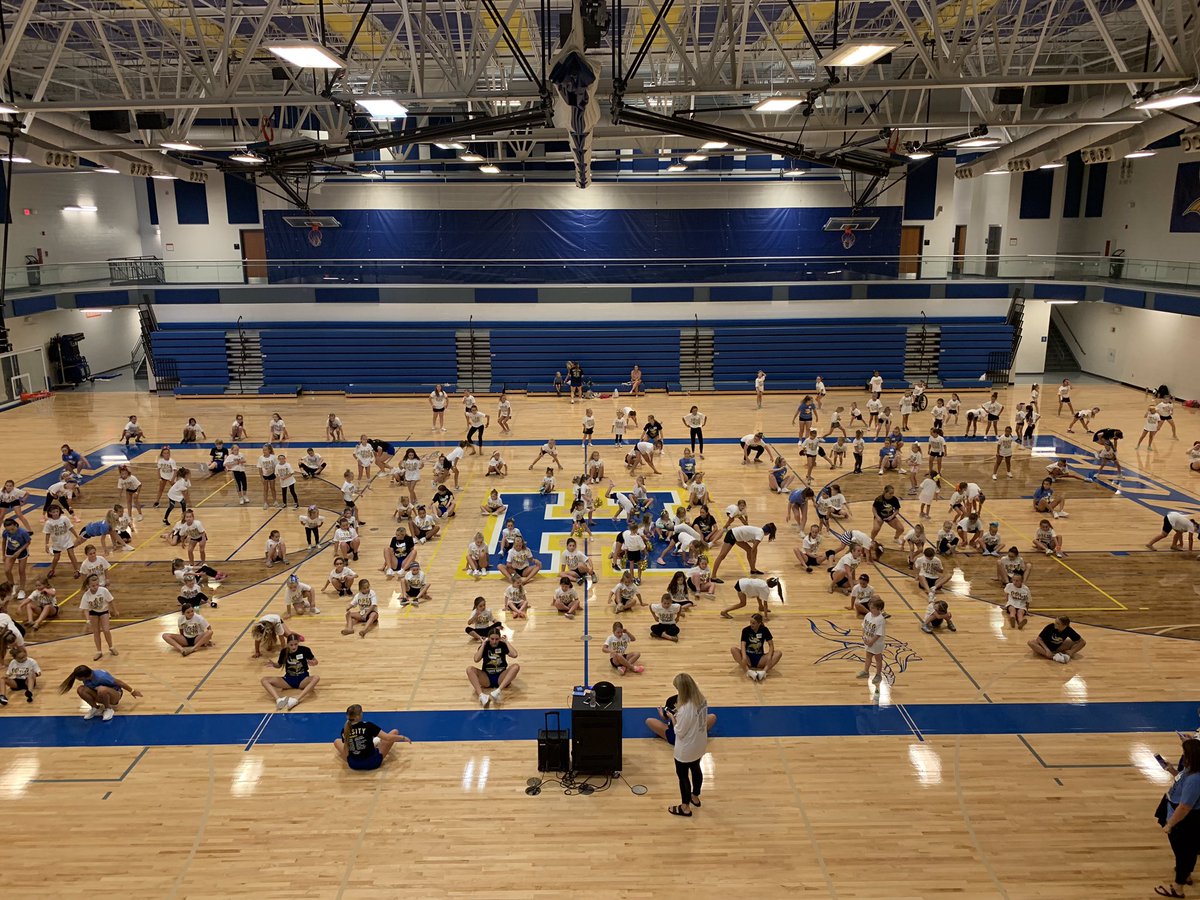 FHVikings's tweet photo. Absolutely crazy! We have 200 in attendance today at the GG Dance clinic! These future Vikings are excited about dance and a future performance @ a FB game. The excitement across all programs has been beyond impressive! https://t.co/wtqIL0ltRp