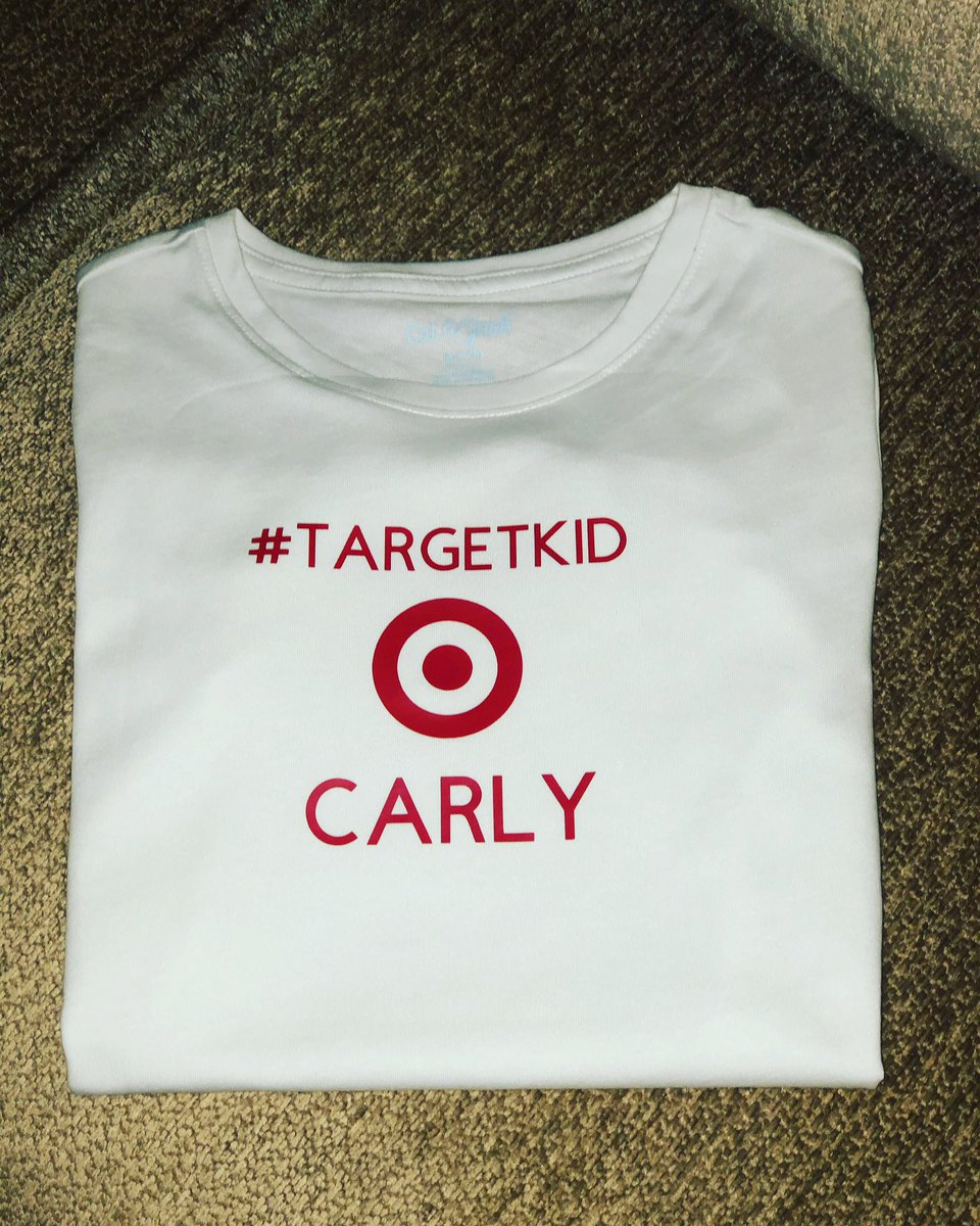 _FallonMarie_'s tweet photo. Happy Birthday party day my sweet girl!!🎯♥️ #Targetparty #target #carlyturns8 @target https://t.co/fftuZCxSrT