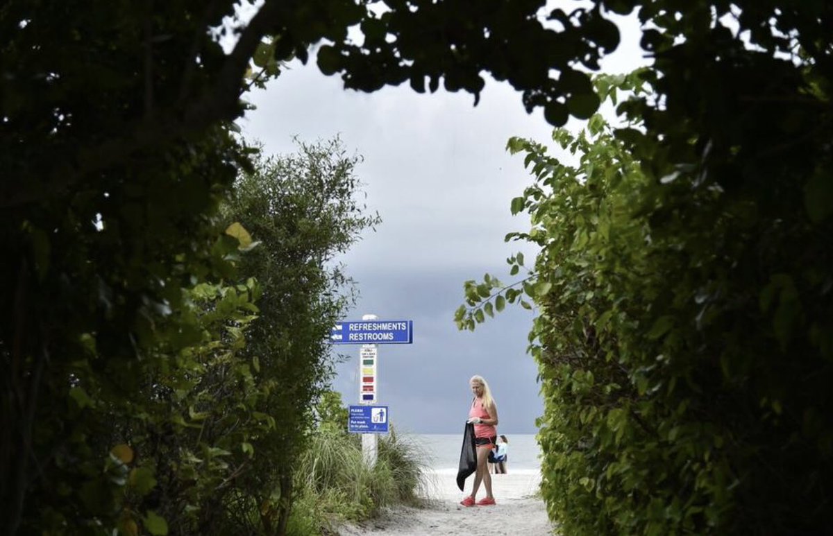tbenderphoto1's tweet photo. #HTPhotoGallery #HTNow
#SuncoastCharitiesforChildren 
annual #LidoBeachCleanup
#SarasotaLifestyle #LidoBeach
#ReadAllAboutIt @TimothyJFanning 
@gotoPRpros @MikeWritesHT 
#Sarasota #Florida @VisitSarasota 
#CheckOutThesePhotos

https://t.co/iET8oQWEvb https://t.co/kSCfWN3qNF