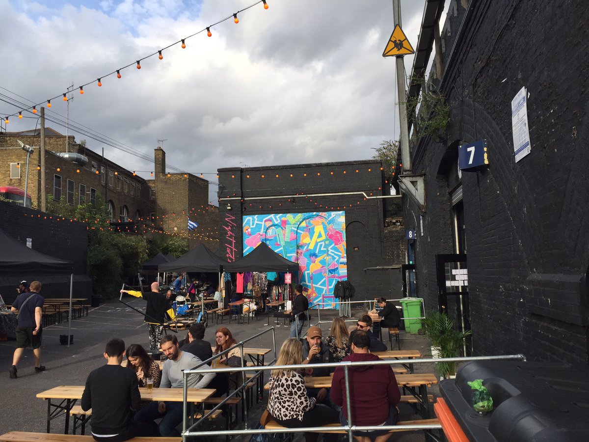 brewclubuk's tweet photo. A nice day down by the Ethical Emporium Market in Bohemia Place. 🌈🍻😻 https://t.co/q13nGwzWIc