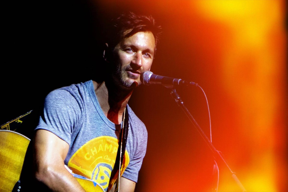 EightOneSevenFW's tweet image. #LiveMusic #FortWorth | Sat 8.17.19

📸 @GriffinHouse – The Post at River East

▶️ Find other shows feat. @LyleLovett, @MoeBandyMusic, @VandellAndrew, @meachpango: 

theeightoneseven.com/events_shows_f…