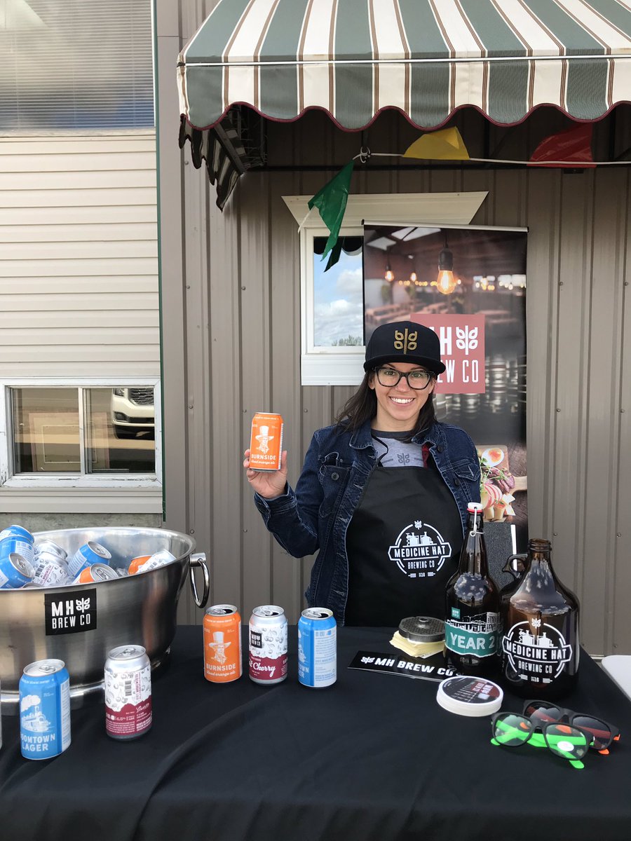 premiumsausage's tweet photo. Stop in today during our @OpenFarmDays event! #medhat #yxh #sevenpersons #bowisland #alberta https://t.co/GztBEi92i2