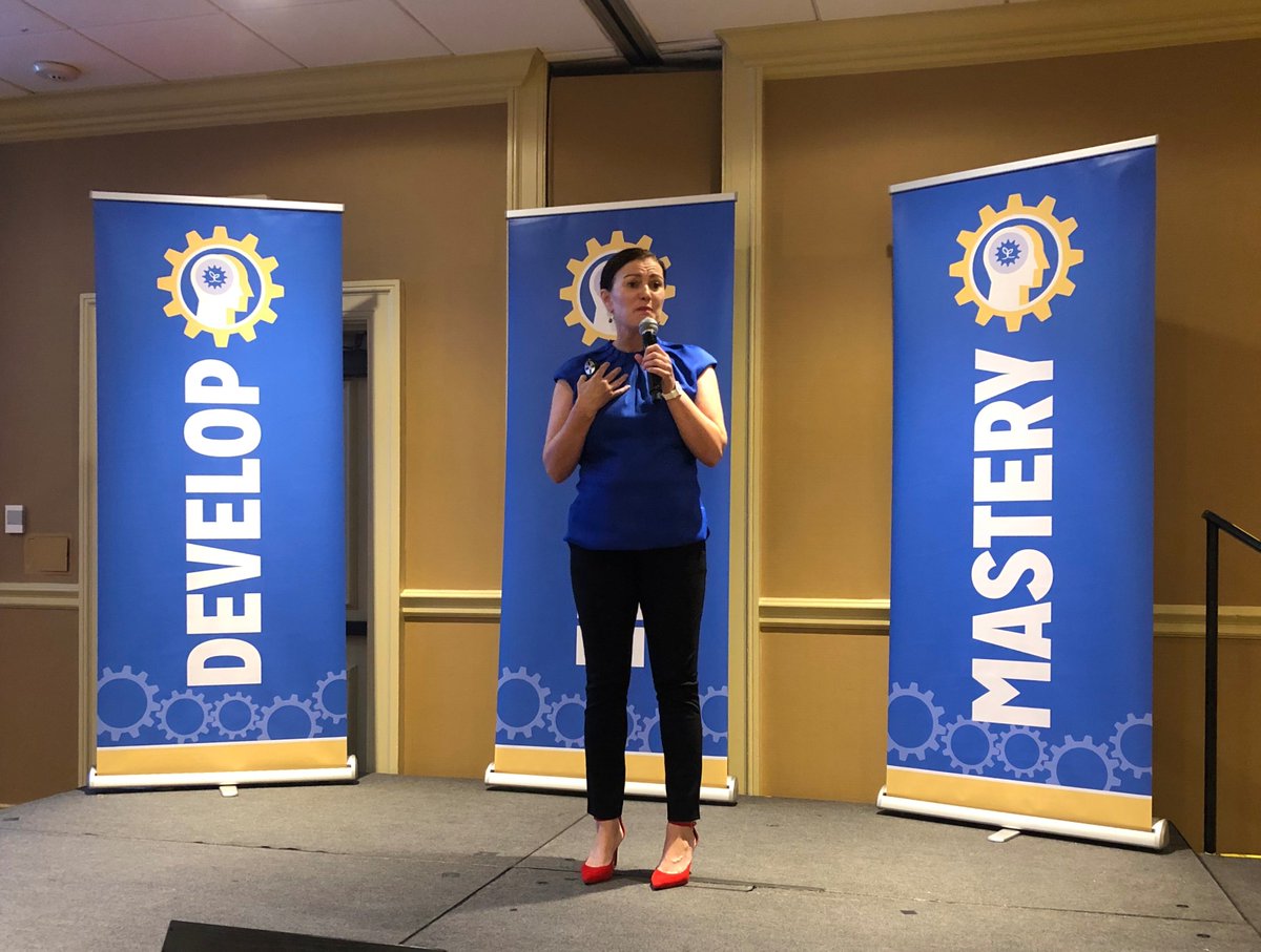 the_good_inside's tweet photo. Our Chief Marketing Officer, Sonia O'Farrelll, introduced the new products in our CBD line today in #Nashville. Get the details here: https://t.co/rubV5Pm7cu #CBDOil #BeAMastermind https://t.co/ZKSFQrOoOp