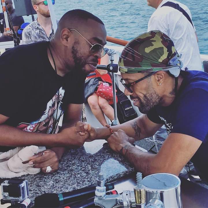 DirtyMF1's tweet image. Choppin it up with @therealredman at our yacht party yesterday. #FunkDoc #Top5 #DirtyMF #HipHop #Chicago