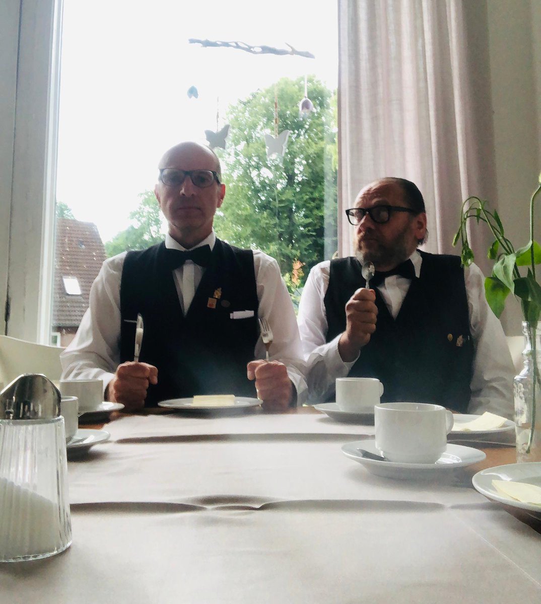 cafekolbert's tweet photo. Hoisdorf #cafekolbert https://t.co/hAEhTKH3XE
