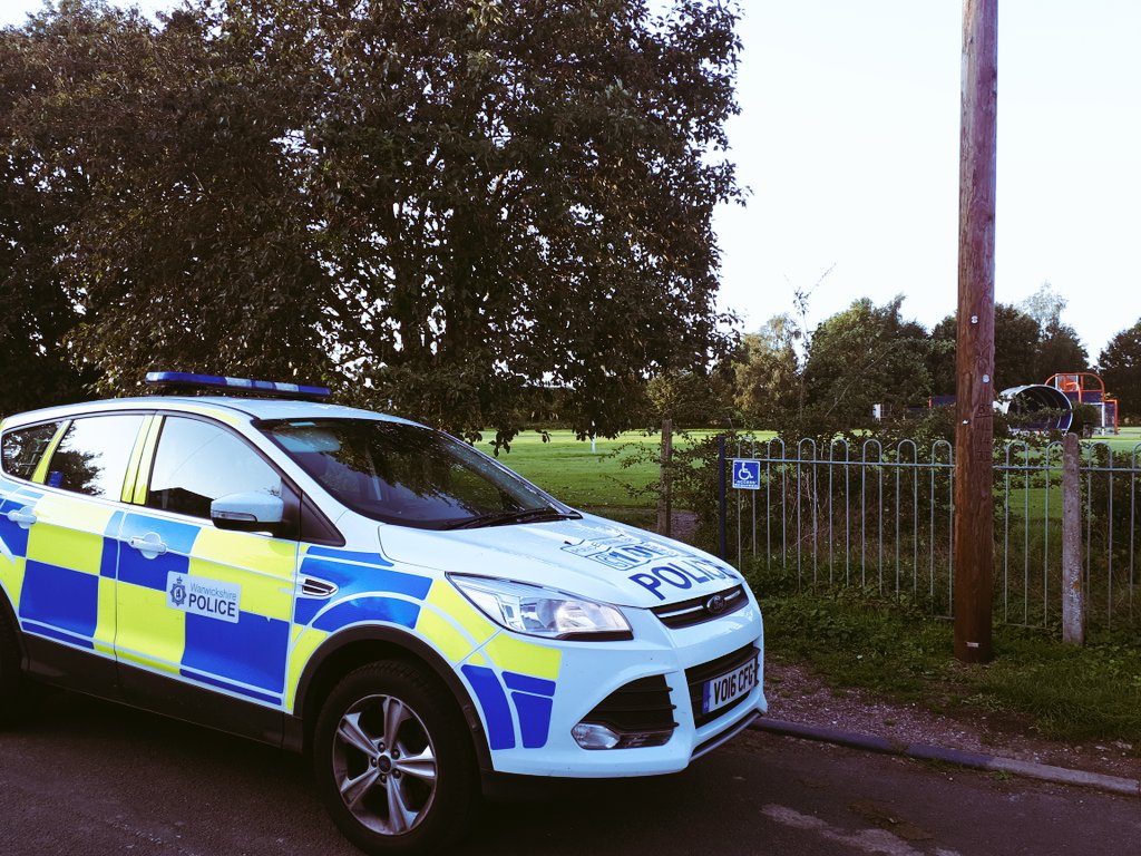 SouthamCops's tweet image. ASB patrols around #longitchington on this beautiful sunny evening. A number of youths spoken to - all happy to engage! #communitypriorities #localpolicing