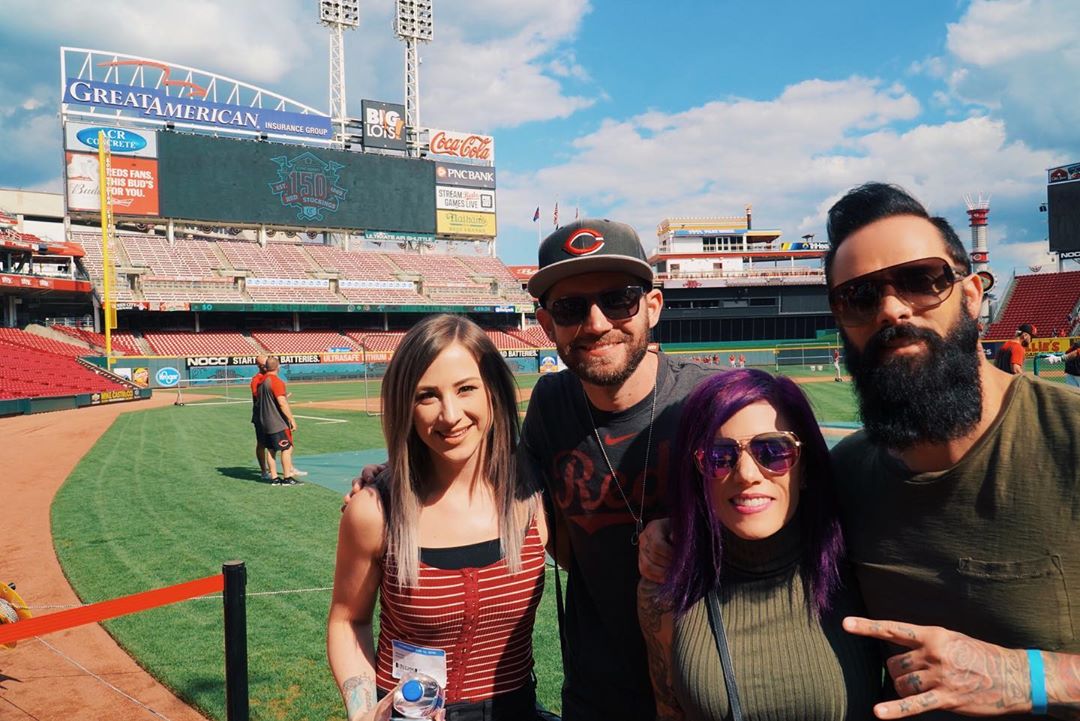 SkilletColombia's tweet photo. Los chicos acompañando a Seth. https://t.co/y863BLUI0y