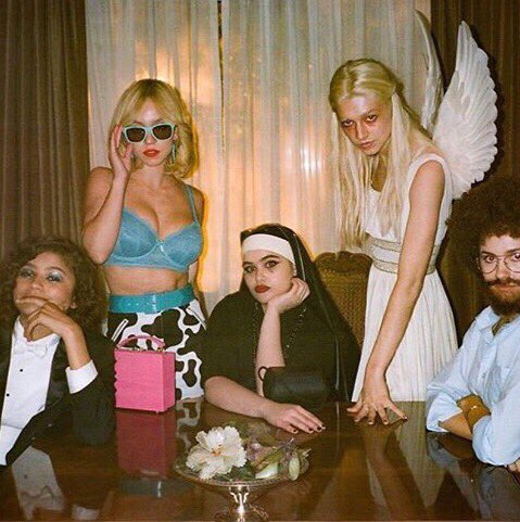 ValyaRebrova1's tweet photo. eu😭🦋✨🌈🎀🔮 https://t.co/ZsazcNmYFr