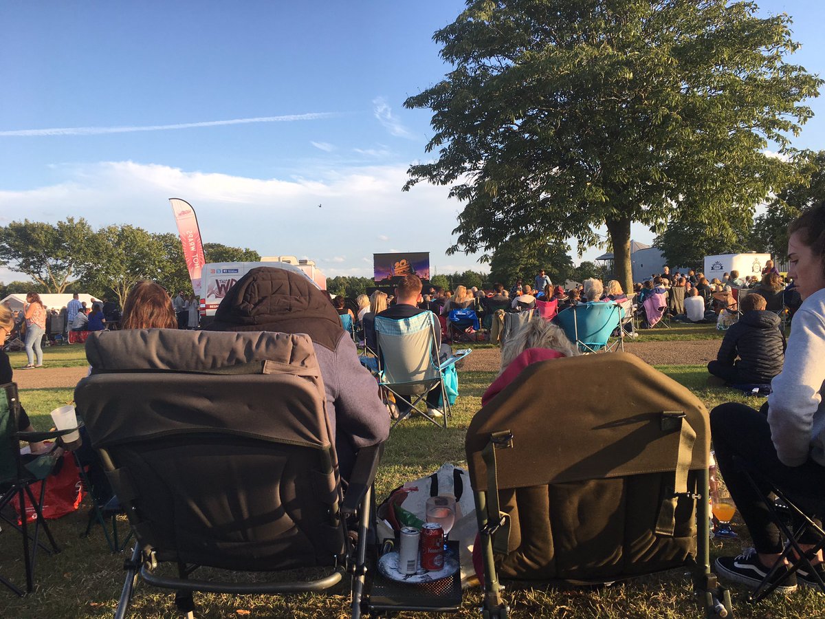 ReeveHelen's tweet photo. Enjoying a little bit of #bohemianrhapsody #outsidelive @norfolkshowground https://t.co/K3H9hupRvm