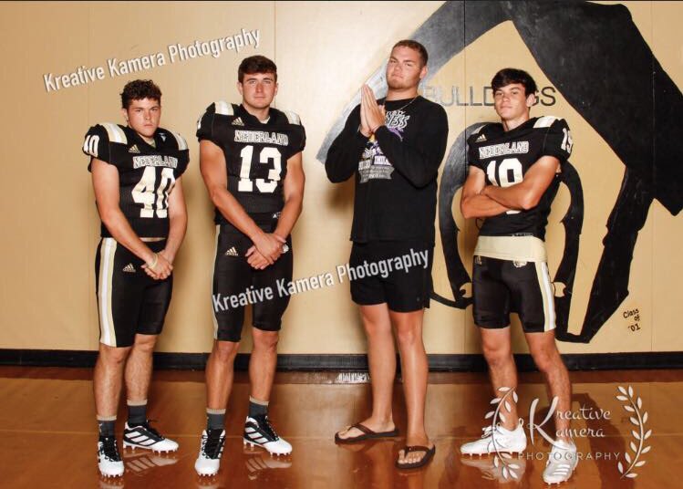 _jack_laughlin's tweet photo. bros4L #seniorszn https://t.co/FWki9qCQE8