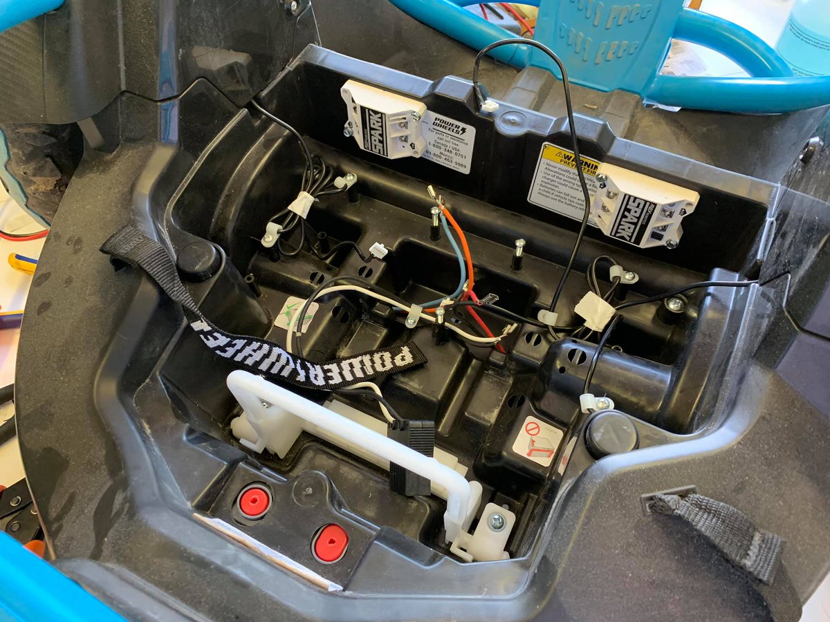 firestorm6341's tweet photo. Spent a few hours crimping connectors, soldering and installing motor controllers and led ground effects on one of our permanent development units. Lights...Action! Thanks @FRCTeam4910 for controller. @CherokeeMakers @UDGoBabyGo
#RoboticsWithASoul #makingadifference https://t.co/jUjAqeXH2u