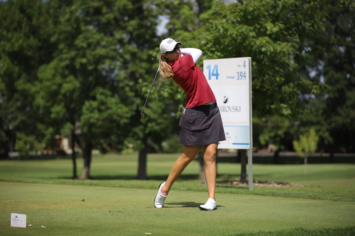 maia_schechter's tweet photo. Sad that the #PotawatomiCup ends tomorrow, but excited to be playing in the #FireKeepersChamp final round 😎 #Road2LPGA #FKCHChamp #DriveOn #GoHeels https://t.co/CplXICmUP7