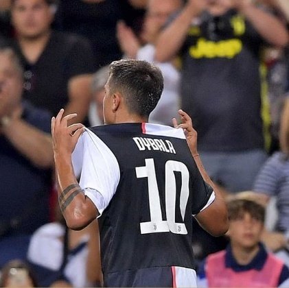 #DybalaARG | Juventus le gana 1-0 a Triestina con gol de <a href="/PauDybala_JR/">Paulo Dybala</a> y un mensaje muy claro: #DybalaNonSiTocca.