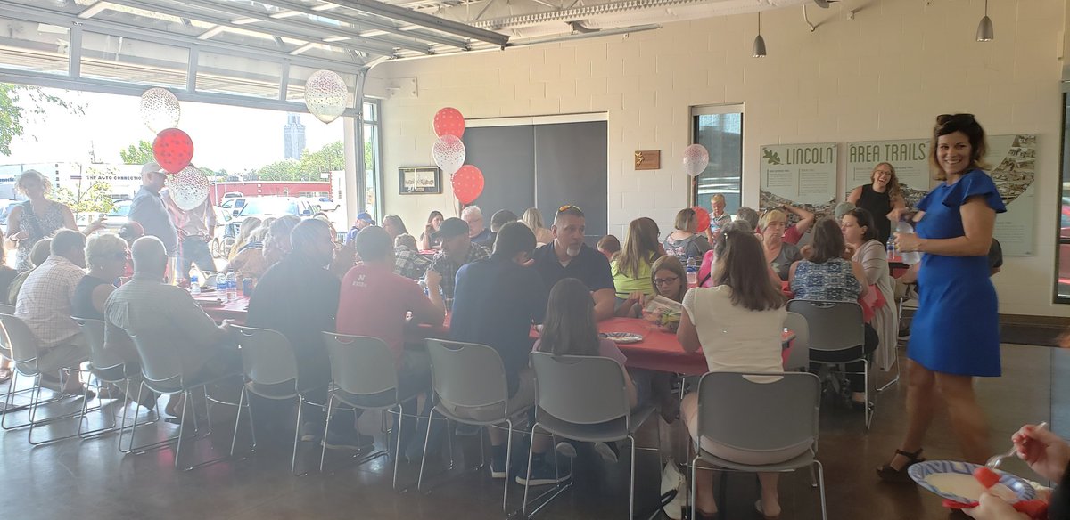 zlfalls's tweet photo. Congratulations to the #NEBRASKASTEM graduates. @ThomasAmandaL https://t.co/shPlyKCf5W