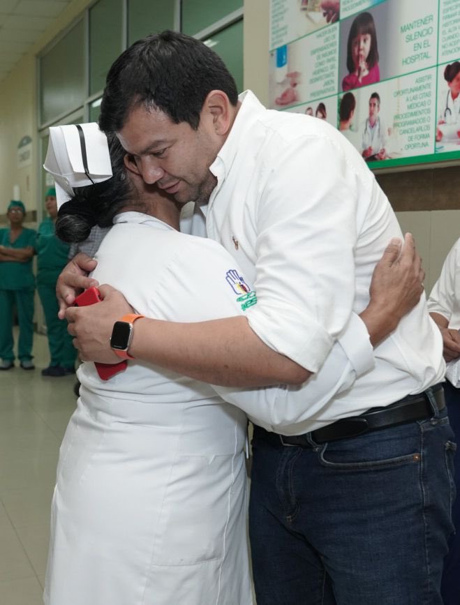 cesarlitardo's tweet photo. Me llevo en el ❤️ todo este cariño recibido en mi visita a #LosRíos https://t.co/0YmLtM0Sds