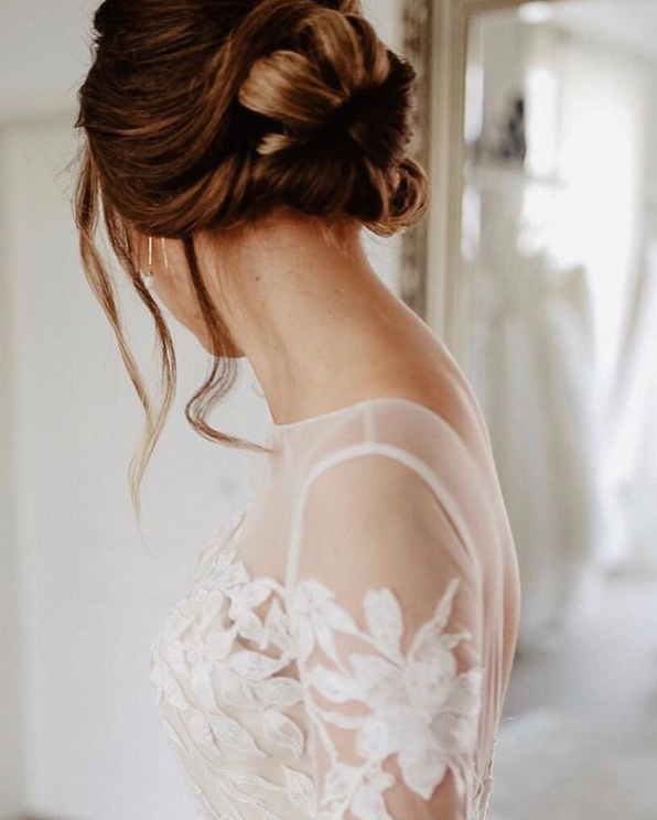 bridalguidemag's tweet photo. We’re loving the elegant embroidery on the #dillongown by #TiAdora designed by Allison Webb #tiadorabridal #tiadorabyallisonwebb https://t.co/JcGnH3fjDq