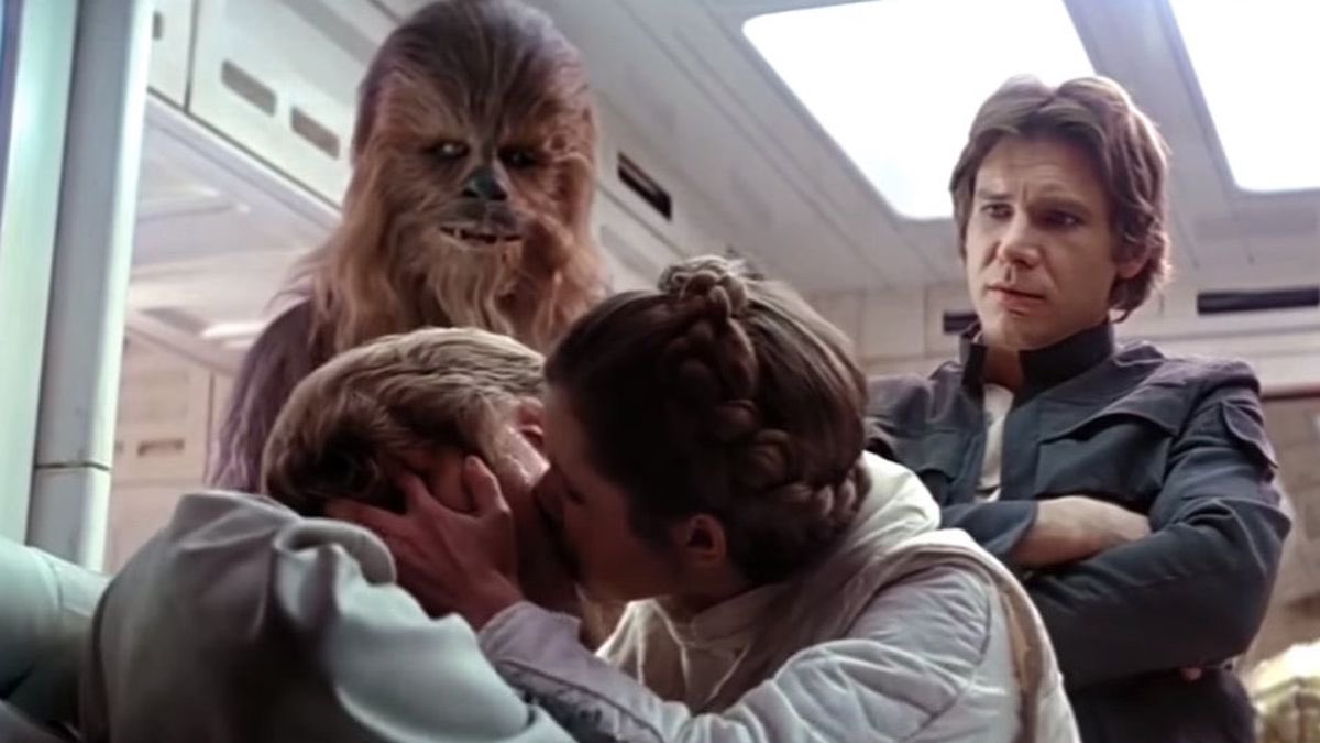 Star Wars MythbustersThe love triangle between Luke Skywalker, Leia Organa & Han Solo isn’t weird because Leia wasn’t Luke’s sister until the release of  #ReturnoftheJedi in 1983.1. In a  #EmpireStrikesBack outline from 1977, George Lucas wrote “Mention lost sister trained Jedi”.