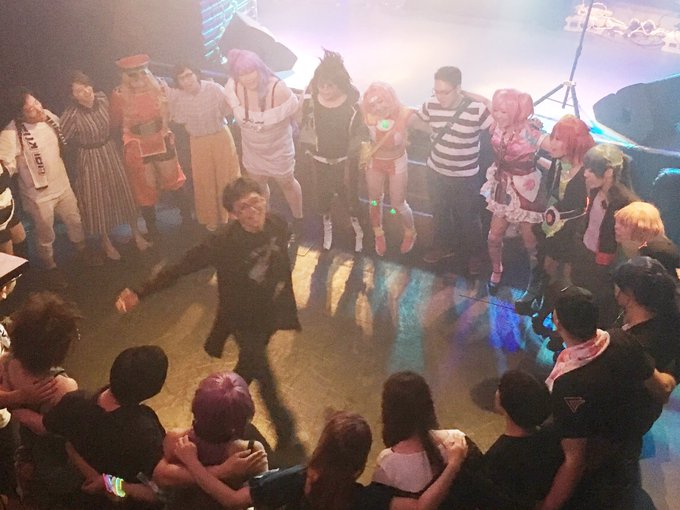 東北マクロスナイトのtwitterイラスト検索結果