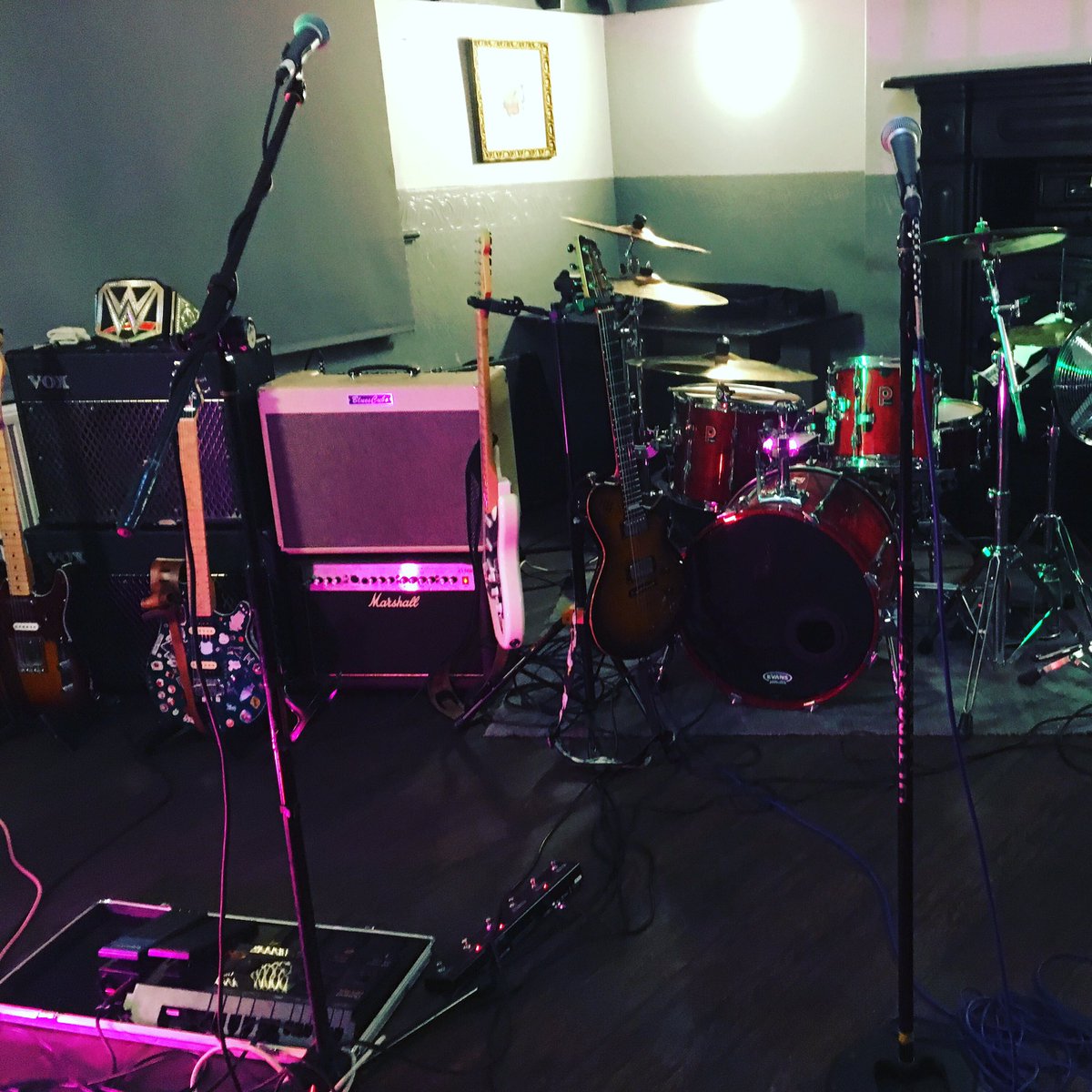 toad_black's tweet photo. All set and ready to go... https://t.co/5xh0BBjTcy