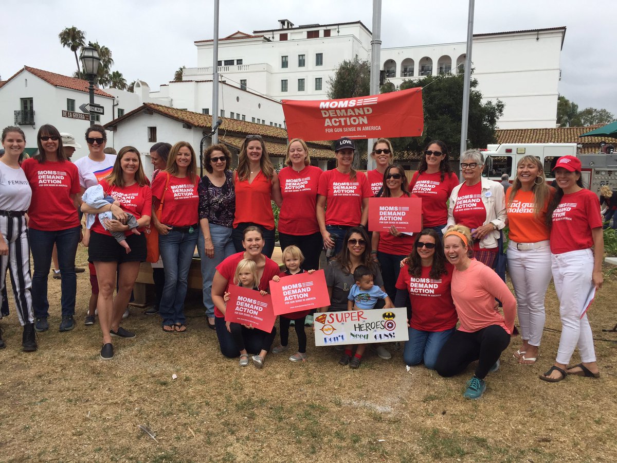 KendallPata's tweet photo. Way to show up, Santa Barbara!! Hundreds of people gathered today to demand that our senators take action on lifesaving legislation. So proud of our community, our elected officials, and all of our community partners. @MomsDemand @shannonrwatts #DoSomething #EnoughIsEnough https://t.co/pebifZKAa1