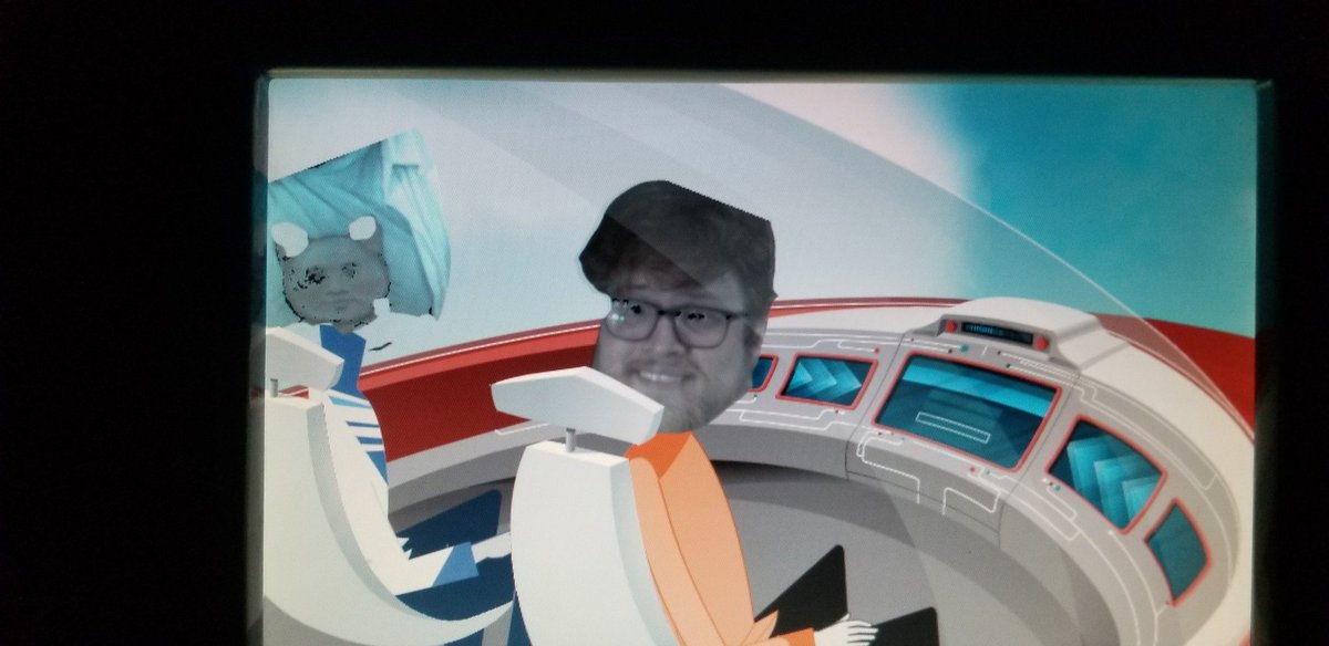 alsoamberrose's tweet photo. I feel like it's extremely important for @JustinMcElroy, @travismcelroy and @griffinmcelroy to know Plant Earth read my husband's face cat's face but not my human face. At least face cat had a nice time. https://t.co/pAXeZxgQeZ