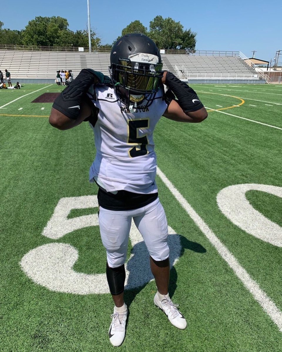 Ron6h0's tweet photo. Get ready to sit back and watch this up coming movie #2021 #firstscrimmage @LGPathletics @CLott84 https://t.co/dexl2RVzfQ
