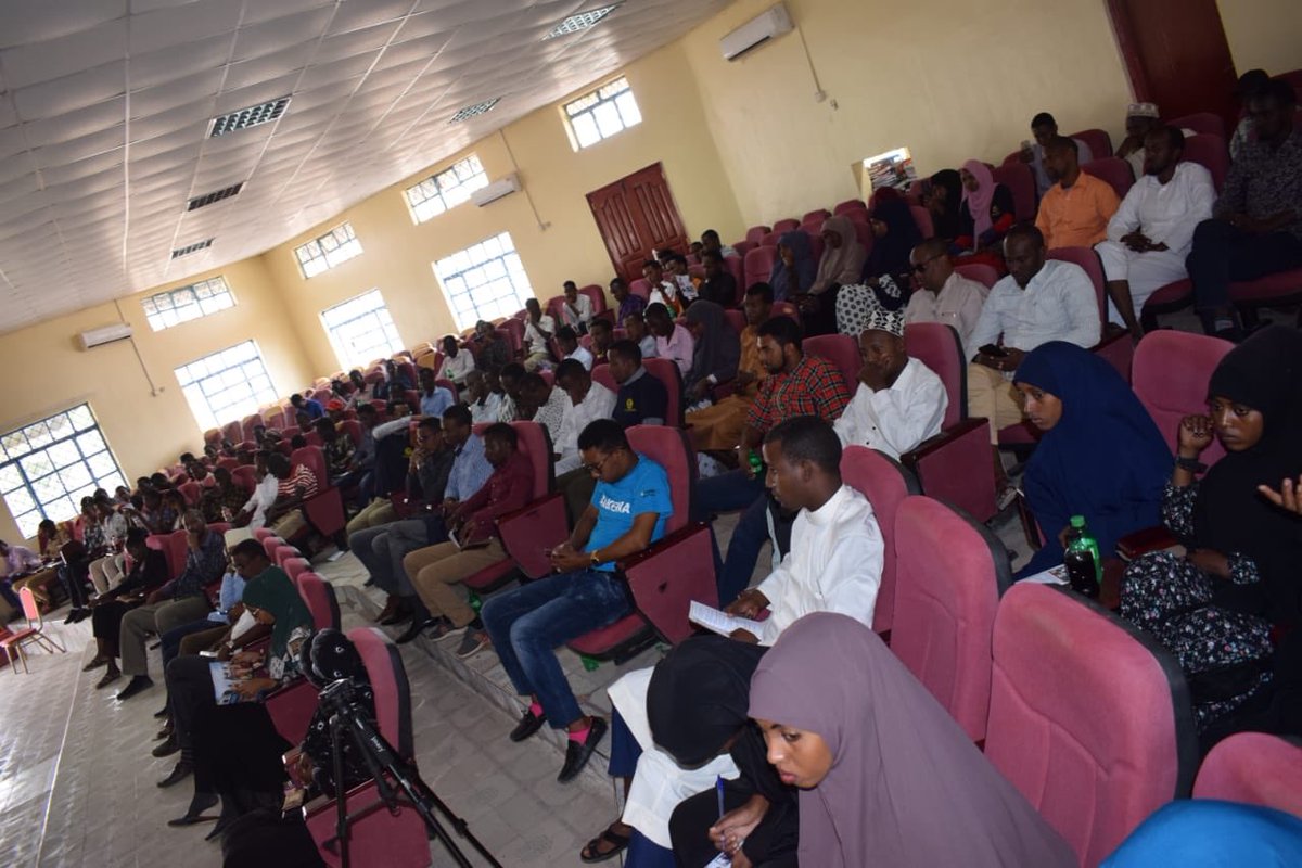 kesda_kenya's tweet photo. We are happy with the tremendous support from the youth and different education stakeholders and we’re looking forward to working closely with all our networks as we roll out new programs to address issues facing the education and youth sectors #WajirYouthConference2019 https://t.co/8FbqtIgU2L