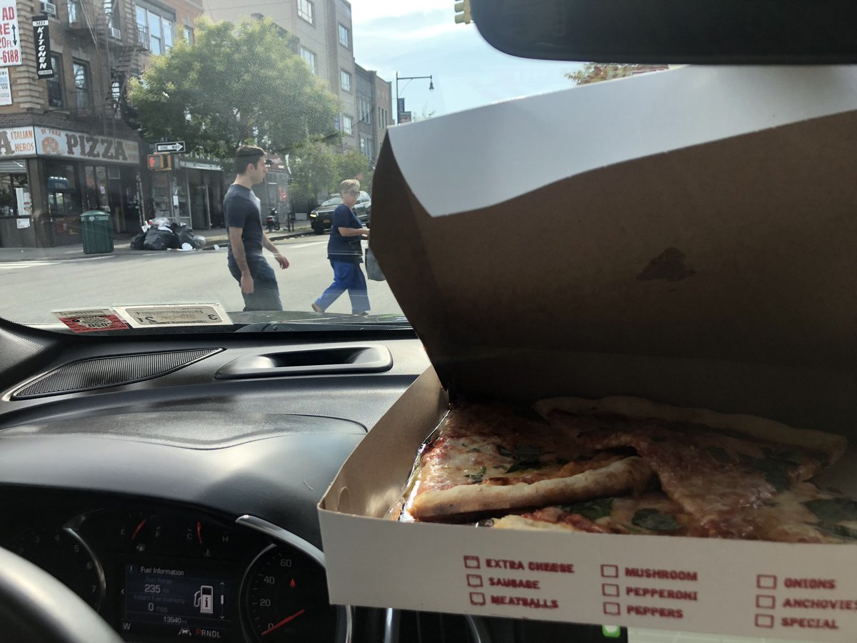 GothamCityCrew's tweet photo. The hype is THE TRUTH!!! @barstoolsports 

WOW #Pizza @difara 9.4

https://t.co/zspjFkefiQ https://t.co/oAEEd8ENG9
