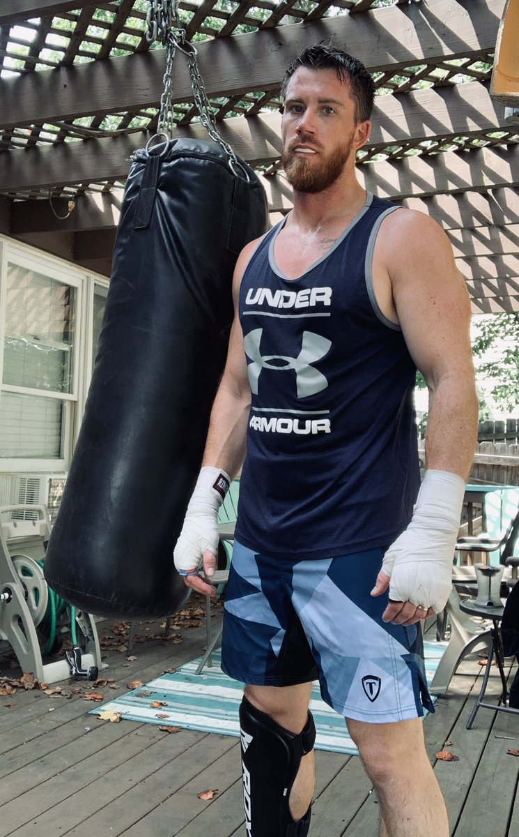 mr_Alsheimer's tweet photo. 10 HARD fight simulated rounds in the HEAT 🥵 #teacherfit #fitleaders #NextLevelTeaching #NextLevelWorkout https://t.co/j0i2Pady9C
