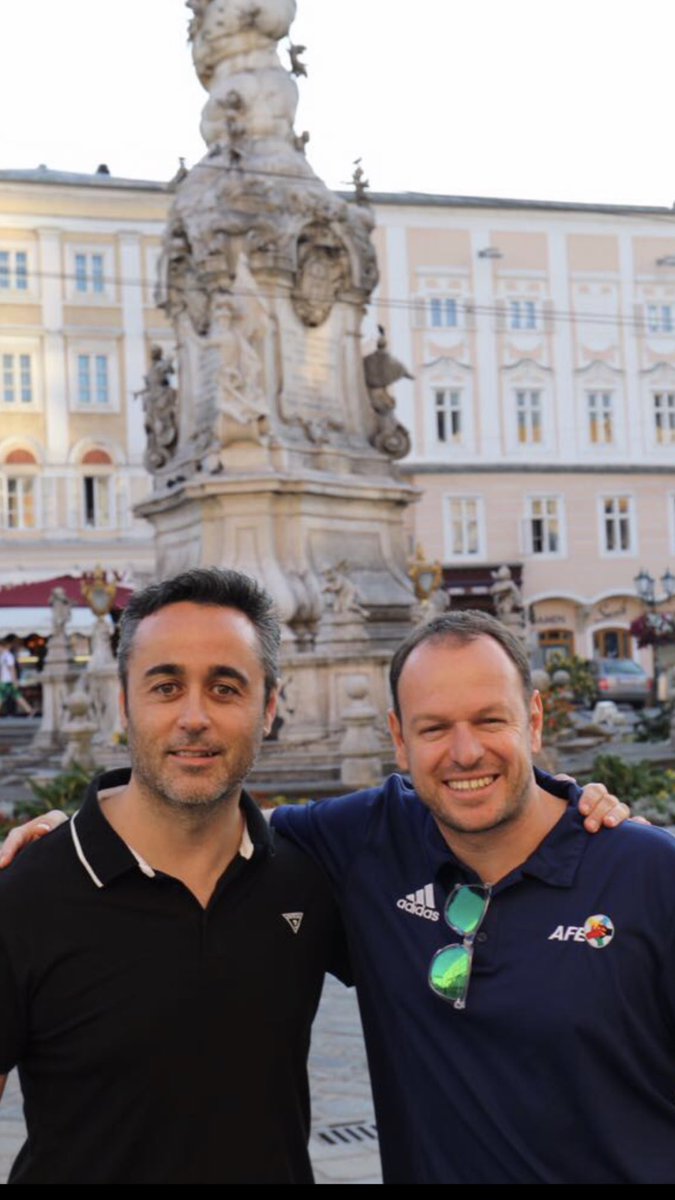 Han pasado dos días y todavia no me lo puedo creer, han sido 9 años juntos. Tengo la esperanza que algún día me puedas explicar por qué lo has hecho. Seguiré con mis valores, y luchando por mis amigos que se quedaron sin trabajo. <a href="/saiz_antonio/">Antonio Saiz</a>