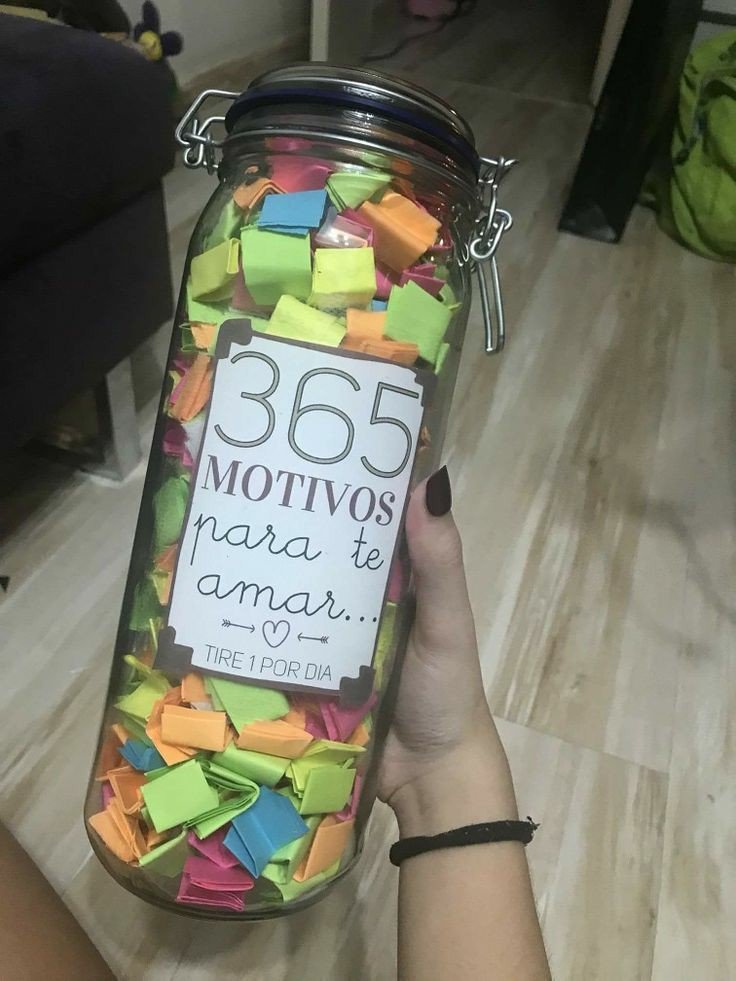 byulsweetie's tweet photo. vocês já ganharam um potinho com 100 motivos para amar vocês?? https://t.co/4HN833bRJA