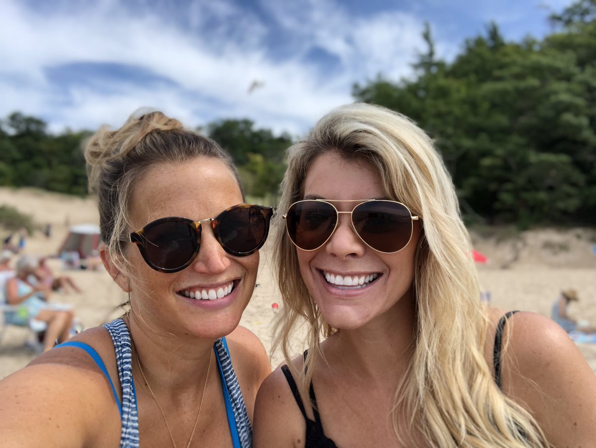 TeresaWeakley's tweet photo. A #puremichigan beach day with this girl and our crew #hoffmaster
#beachday #besties @PureMichigan https://t.co/kufC9tmWIX